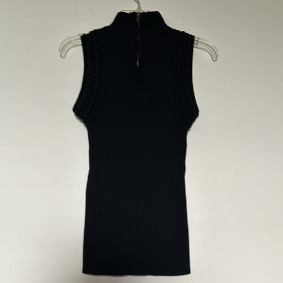 WHBM Sleeveless Tank - Picture 3 of 13